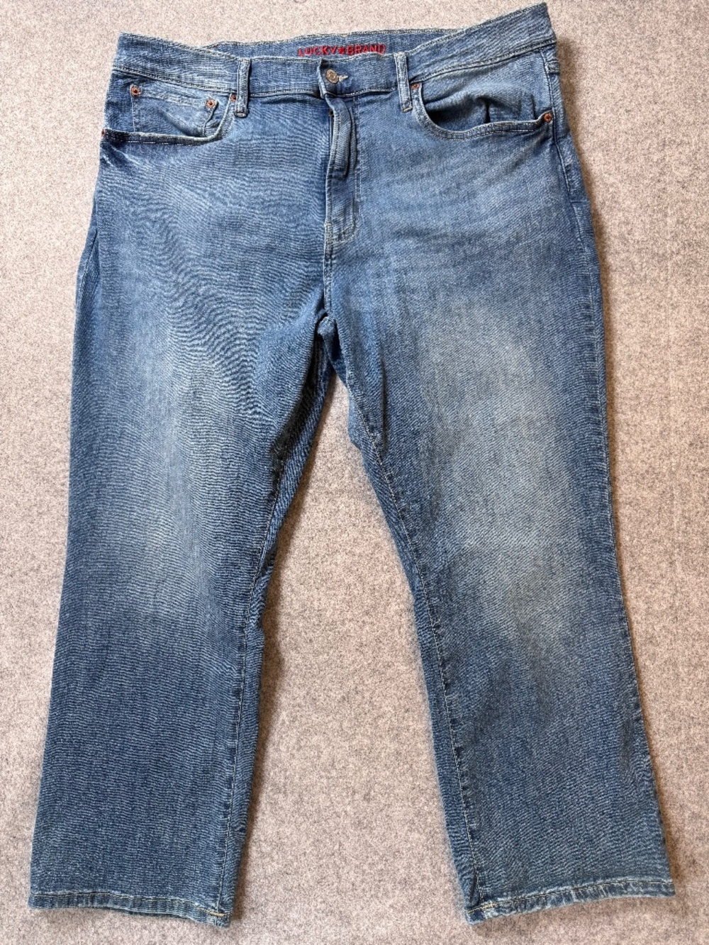 Lucky Brand 223 Straight Jeans Mens 38x29 Medium Wash Denim Classic Fit